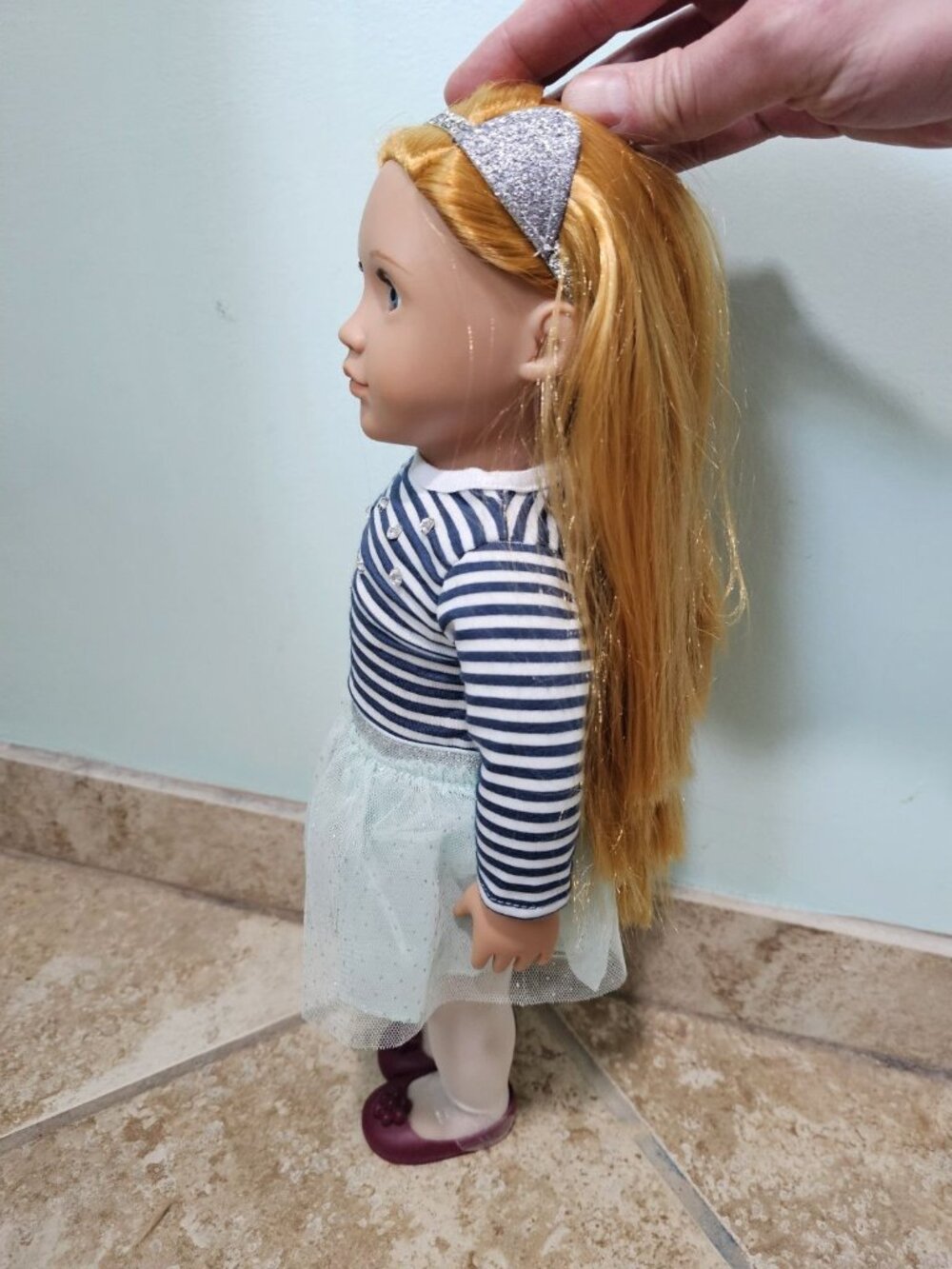 Our Generation Girl 18 Inch Doll Red Hair Blue Eyes Arlee Rare Iconic Coquette - Picture 6 of 6